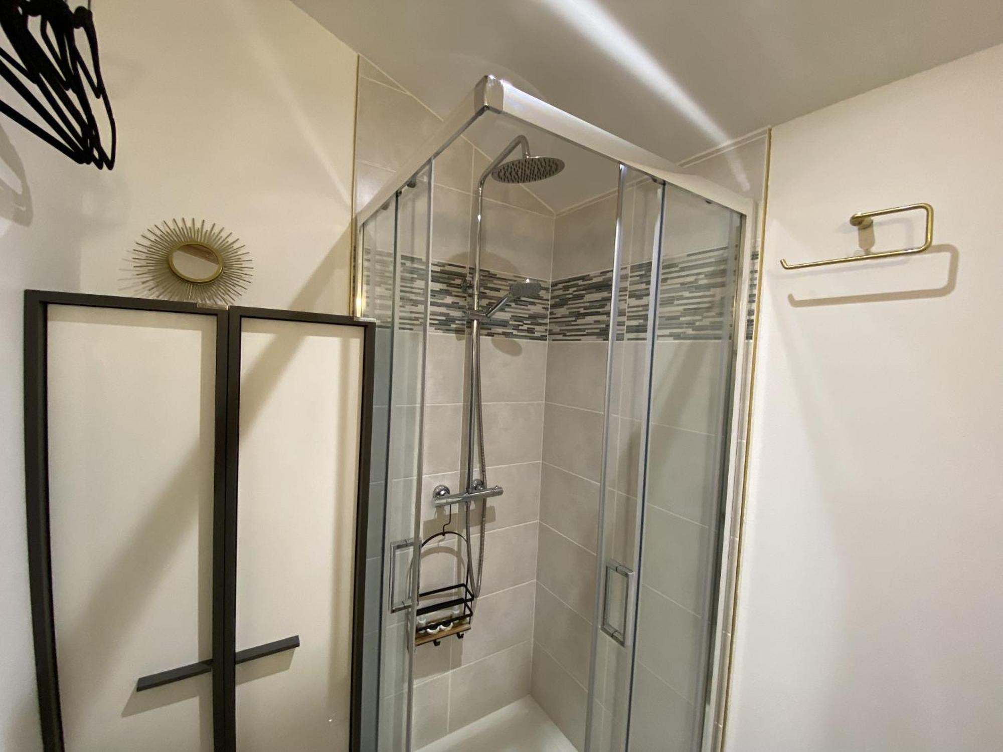Logeyou Chartres-de-Bretagne Chambre photo
